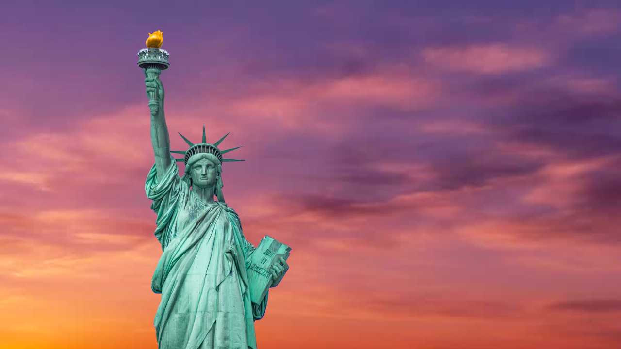 Statue Of Lib Sunrise WLF (1)